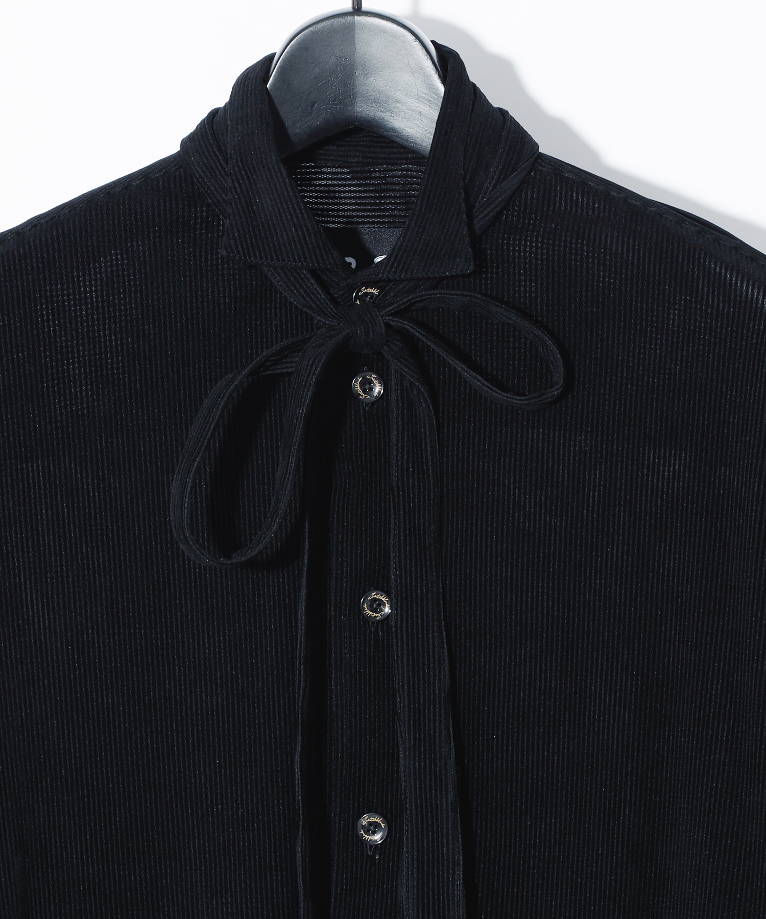 NOCTURNE  RIBBON COLLAR SHIRT