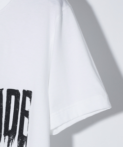 SMUDGED SB LOGO TEE [WHITE]