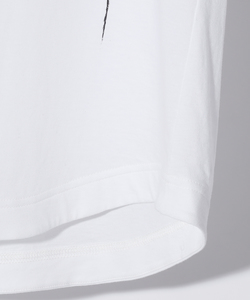 SMUDGED SB LOGO TEE [WHITE]