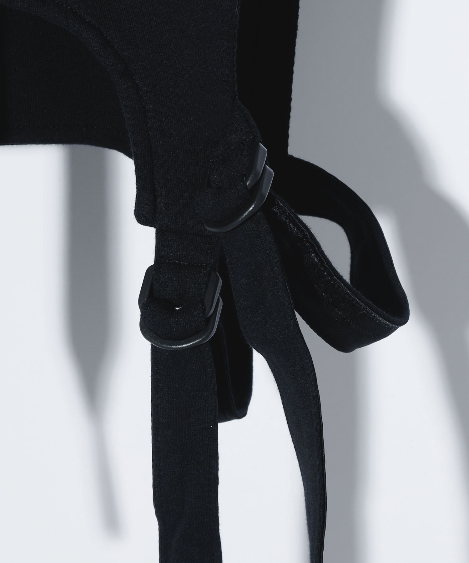 URBAN NOIR SET-UP CROPPED HOODIE