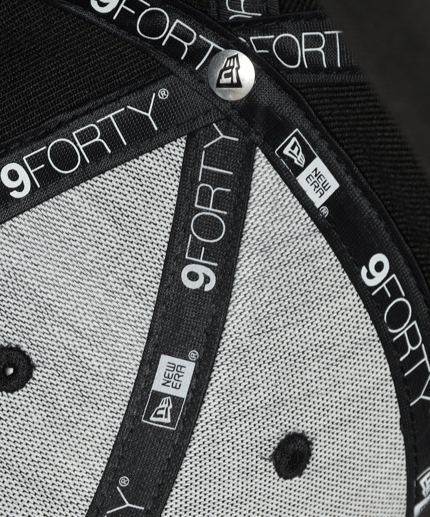 SWITCHBLADE × NEW ERA® SILVER SB LOGO BASEBALL CAP