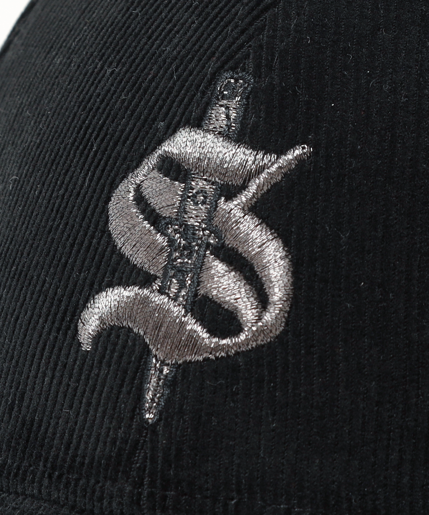 SWITCHBLADE × NEW ERA® CORDUROY BASEBALL CAP