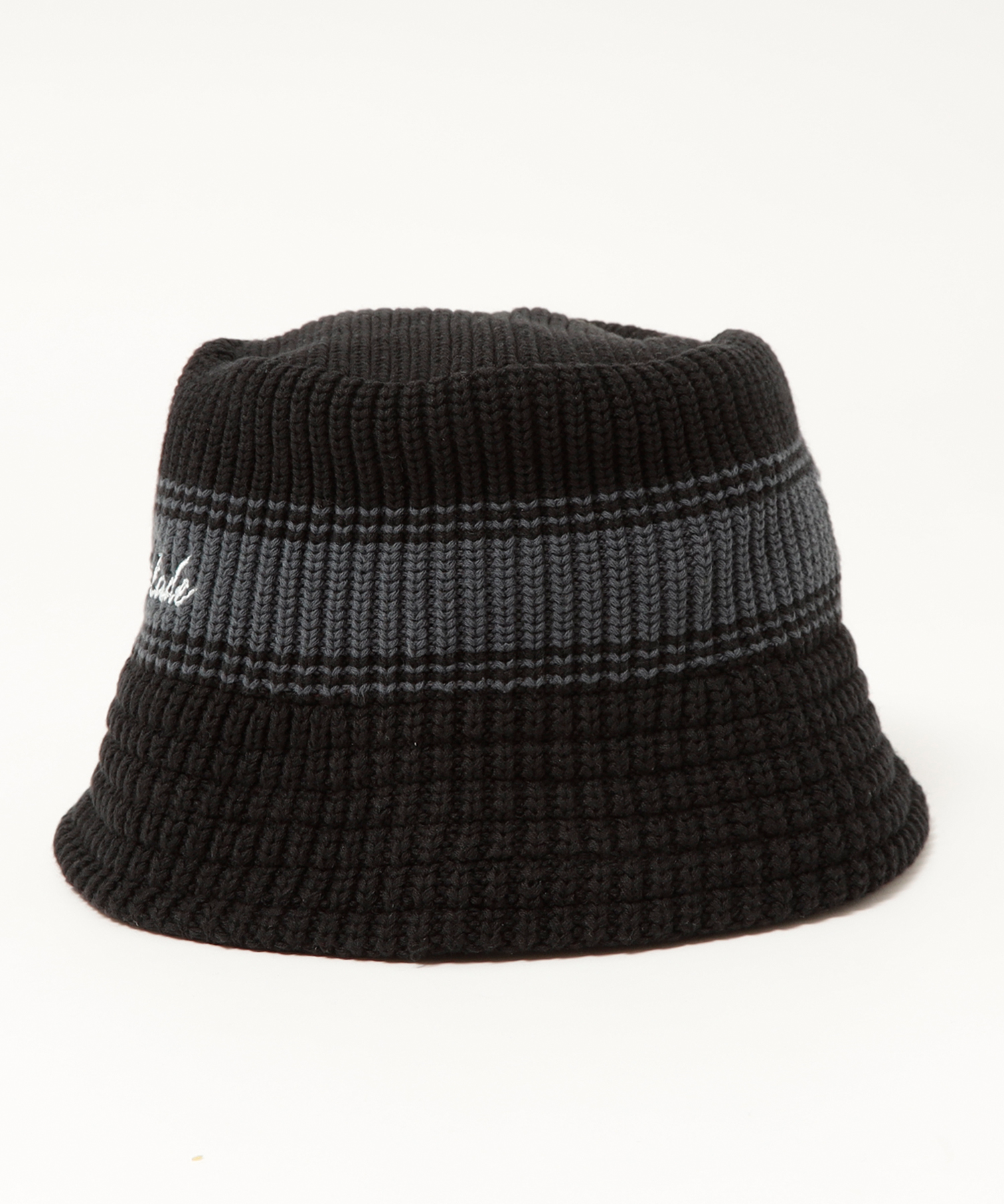 SWITCHBLADE × NEW ERA® KNIT BUCKET HAT