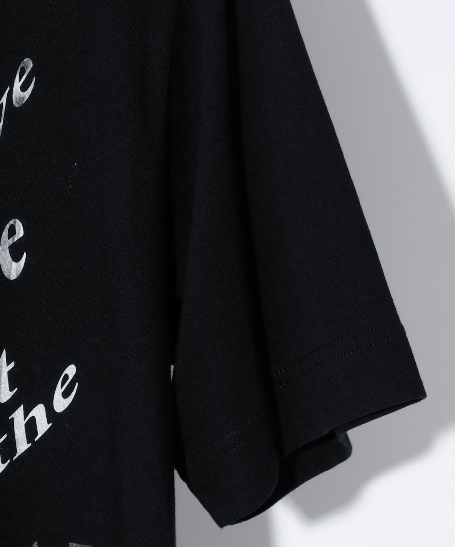 WARP SCRIPT TEE [BLACK]