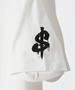 SB TAGGING LOGO TEE