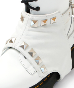 BOOTS SHOELACE COVER [WHITE]